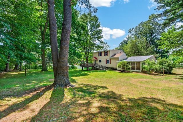 121 Poplar St, Greenfield, MA 01301