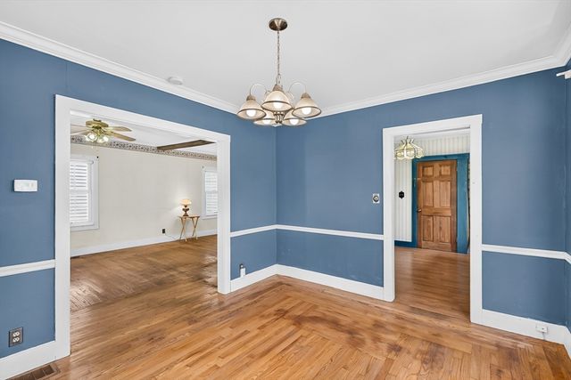 121 Poplar St, Greenfield, MA 01301