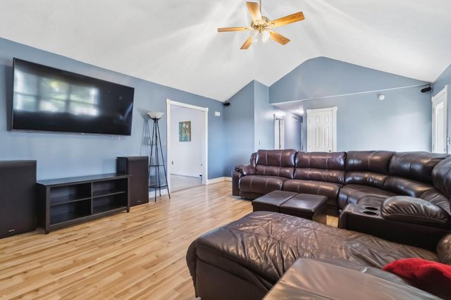 1713 Kentucky 1247, Stanford, KY 40484