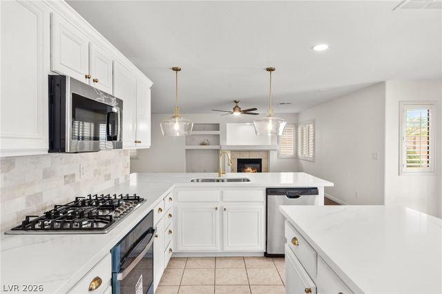 8913 Arabian Filly Avenue, Las Vegas, NV 89143