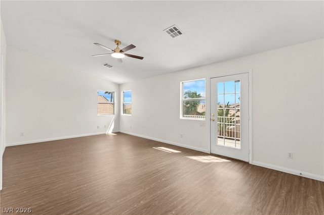 8913 Arabian Filly Avenue, Las Vegas, NV 89143