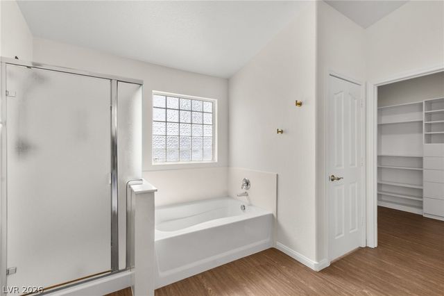 8913 Arabian Filly Avenue, Las Vegas, NV 89143