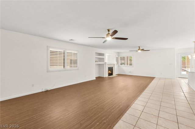 8913 Arabian Filly Avenue, Las Vegas, NV 89143