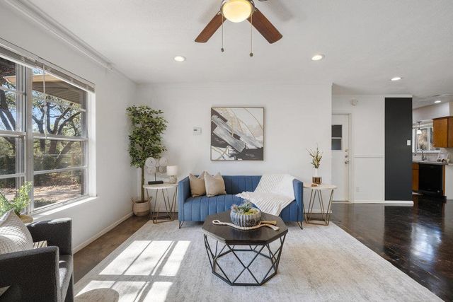 5008 Glencoe CIR, Austin, TX 78745