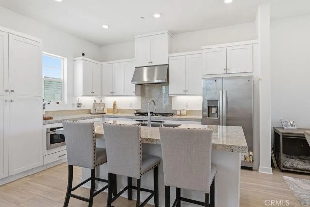 27040 Painted Sky, Valencia, CA 91381