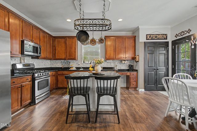 141 Jasper Point Drive, Holly Springs, NC 27540
