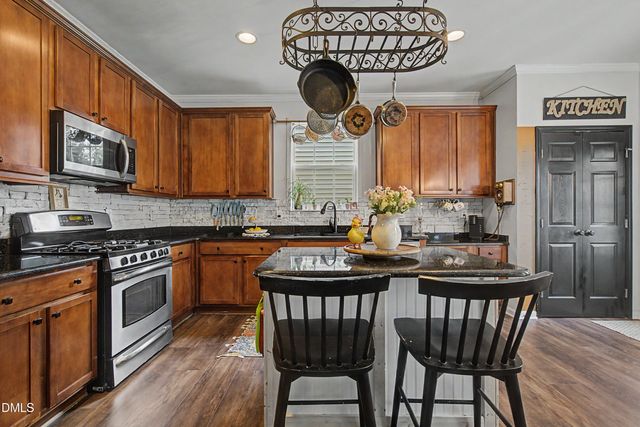 141 Jasper Point Drive, Holly Springs, NC 27540