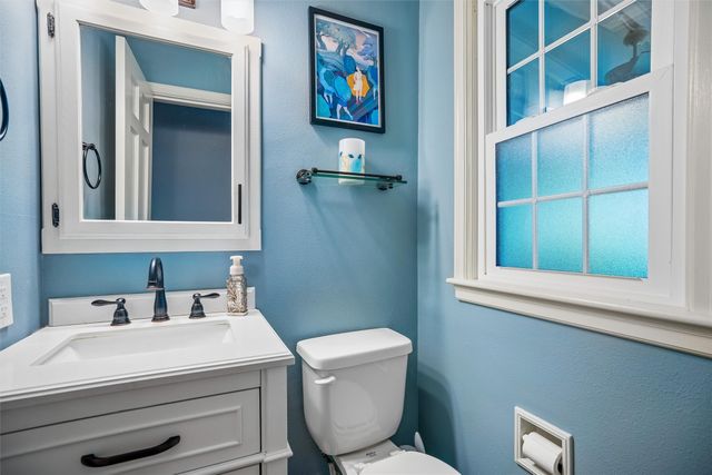 5815 Kingman Avenue, Des Moines, IA 50311