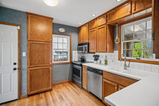 5815 Kingman Avenue, Des Moines, IA 50311