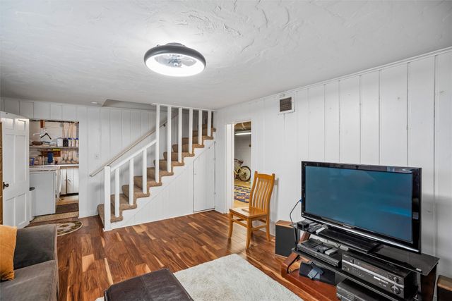 5815 Kingman Avenue, Des Moines, IA 50311