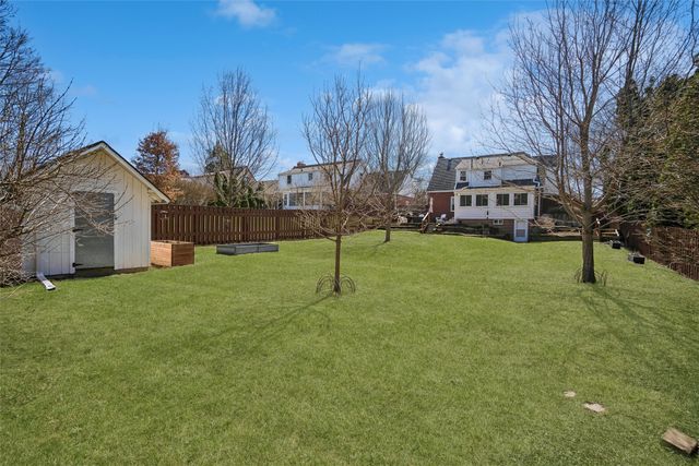 5815 Kingman Avenue, Des Moines, IA 50311