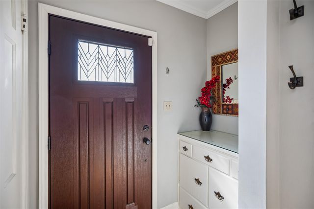 5815 Kingman Avenue, Des Moines, IA 50311