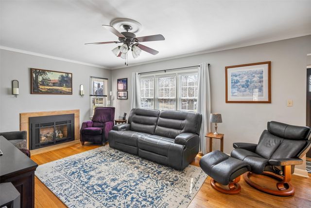 5815 Kingman Avenue, Des Moines, IA 50311