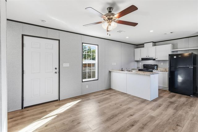 2003 OAK STREET, St Cloud, FL 34769