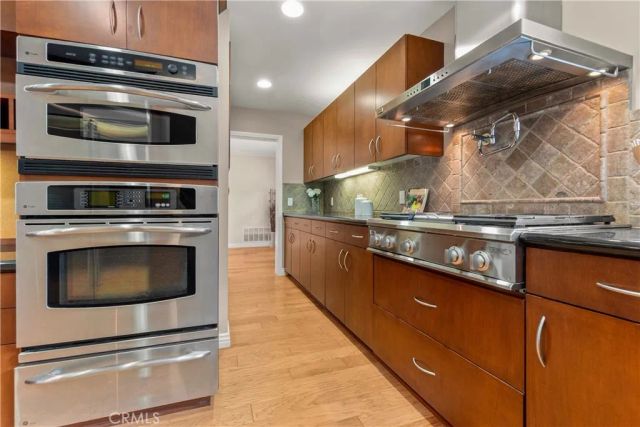 19903 Tomlee Avenue, Torrance, CA 90503