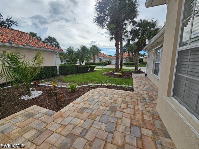 4256 Montalvo CT, Naples, FL 34109