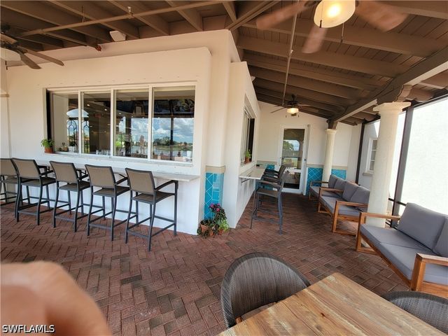 4256 Montalvo CT, Naples, FL 34109