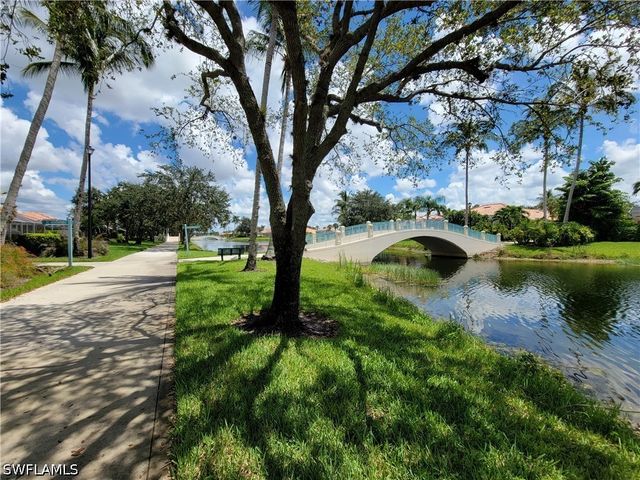4256 Montalvo CT, Naples, FL 34109