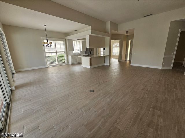 4256 Montalvo CT, Naples, FL 34109