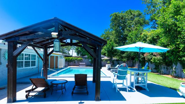 206 Carolyn Avenue, Panama City Beach, FL 32407