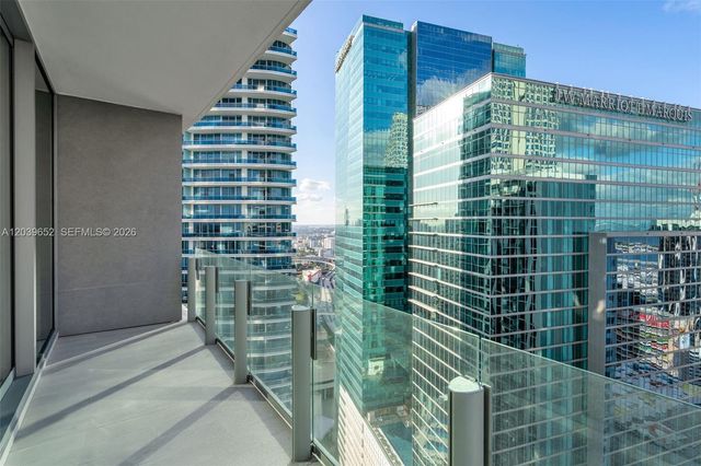 300 Biscayne Blvd Way 4008, Miami, FL 33131