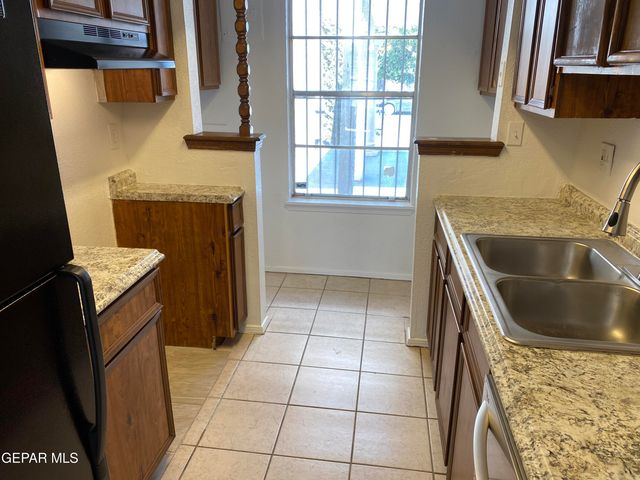 3109 Wayside Street B, El Paso, TX 79936