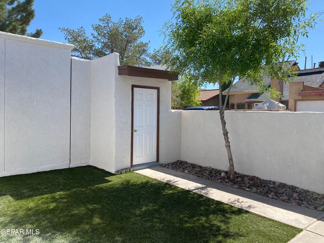 3109 Wayside Street B, El Paso, TX 79936