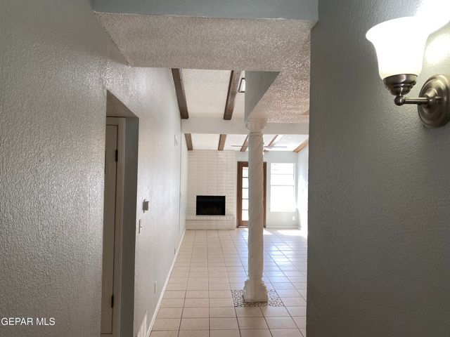 3109 Wayside Street B, El Paso, TX 79936