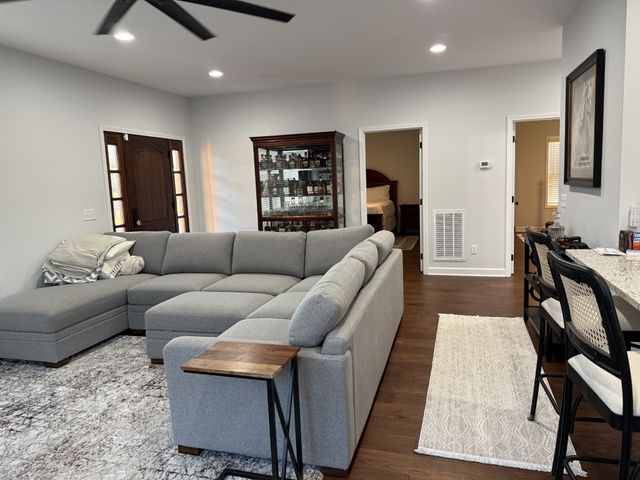 9461 Short Mountain Rd, Smithville, TN 37166