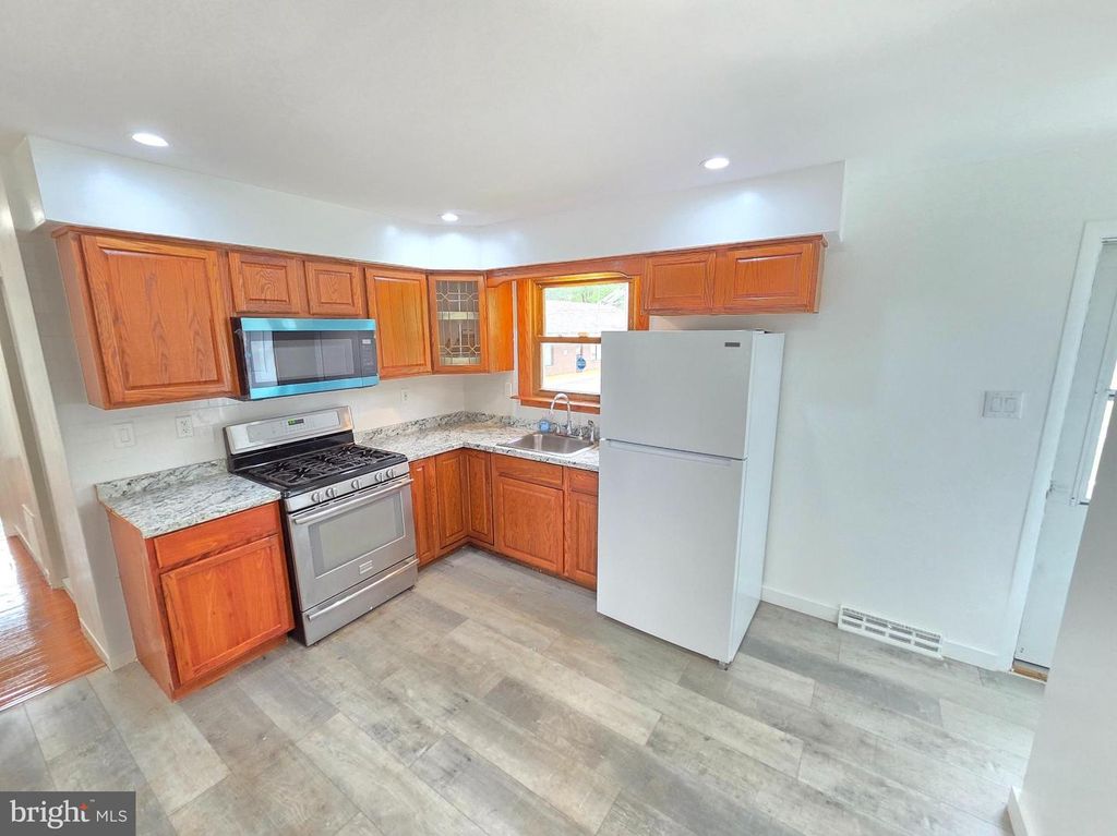 342 WASHINGTON, MOUNT HOLLY, NJ 08060 — photo 5