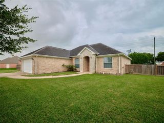 10611 Alex Drive, Needville, TX 77461