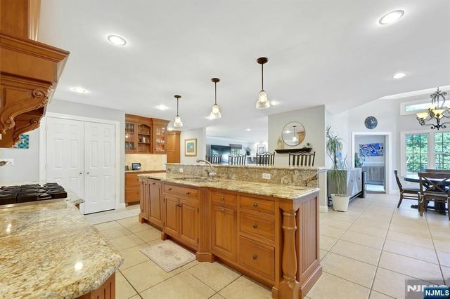 711 Pine Lake Drive, Twp Of Washington, NJ 07676