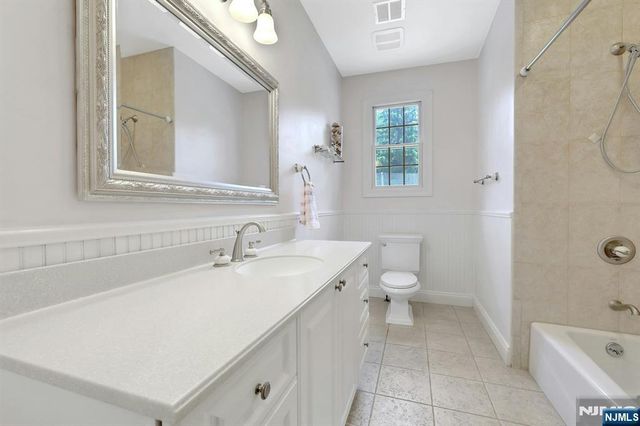 711 Pine Lake Drive, Twp Of Washington, NJ 07676