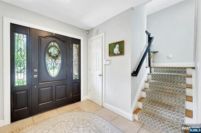 711 Pine Lake Drive, Twp Of Washington, NJ 07676