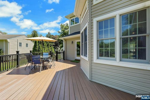 711 Pine Lake Drive, Twp Of Washington, NJ 07676