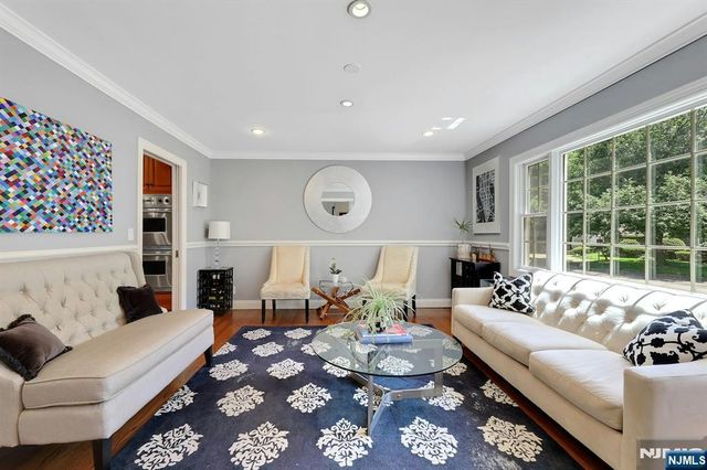 711 Pine Lake Drive, Twp Of Washington, NJ 07676