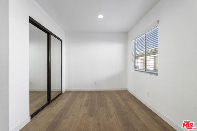 13046 Moorpark Street 204, Los Angeles, CA 91604