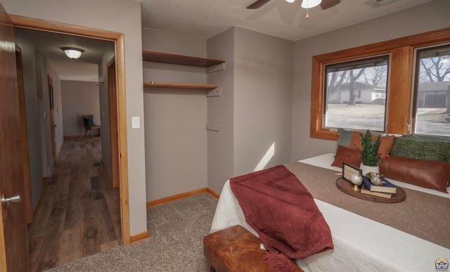 523 Montana Ave, Holton, KS 66436