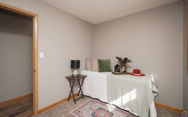 523 Montana Ave, Holton, KS 66436