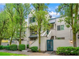 2775 Nw UPSHUR St D, Portland, OR 97210