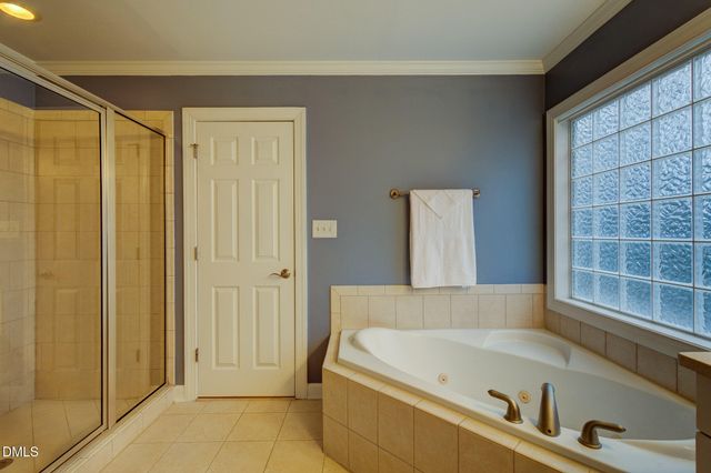 1116 Neuse Ridge Drive, Clayton, NC 27527