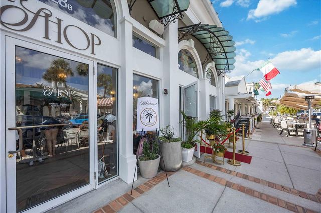 132 GRANT DRIVE, Sarasota, FL 34236