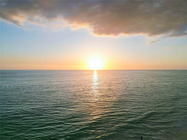 132 GRANT DRIVE, Sarasota, FL 34236