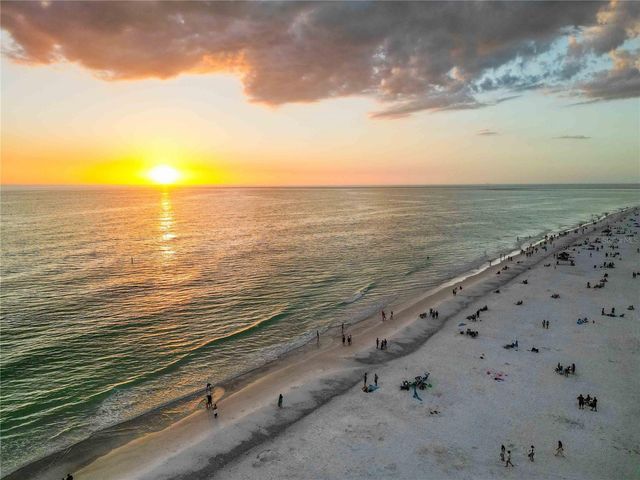 132 GRANT DRIVE, Sarasota, FL 34236