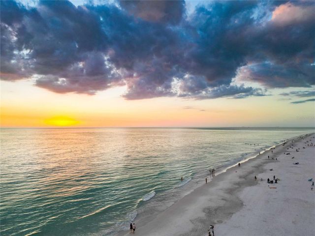 132 GRANT DRIVE, Sarasota, FL 34236