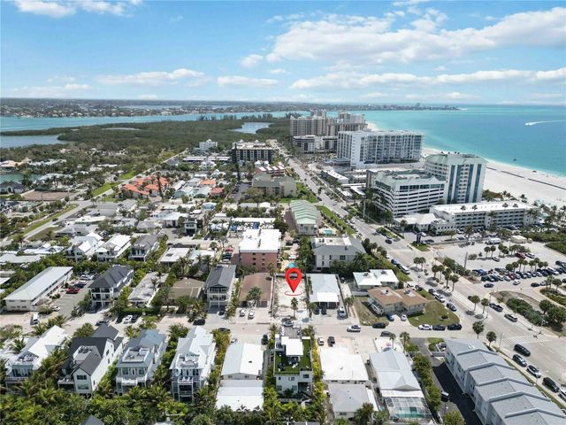 132 GRANT DRIVE, Sarasota, FL 34236