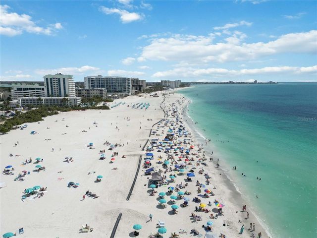 132 GRANT DRIVE, Sarasota, FL 34236