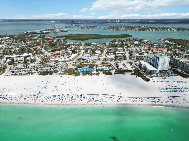 132 GRANT DRIVE, Sarasota, FL 34236