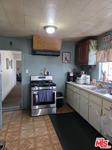 1415 Lake Shore Avenue, Los Angeles, CA 90026