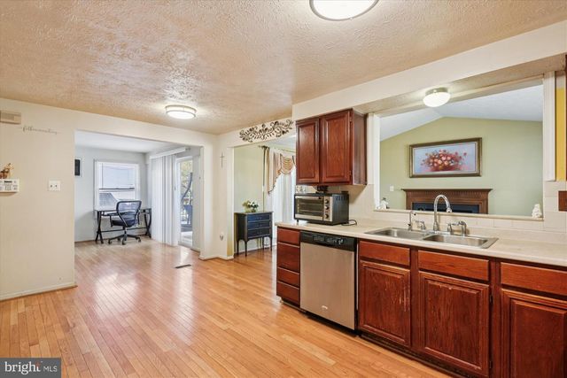 3024 MEMORY LN, Silver Spring, MD 20904